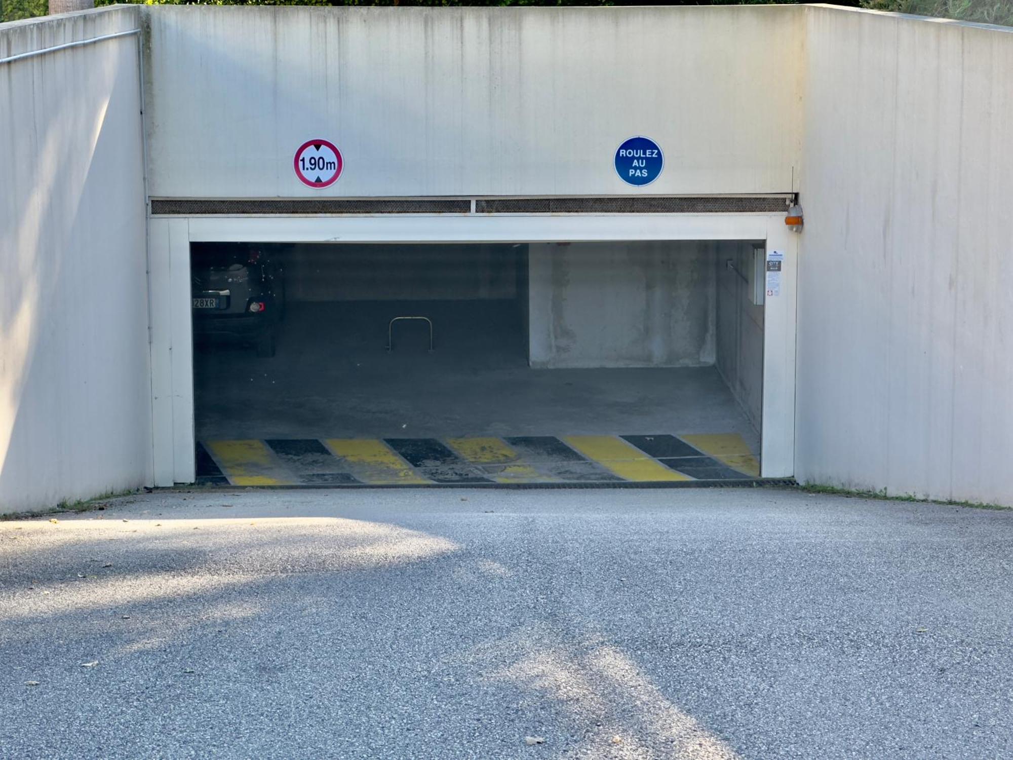 Regent Cote D'Azur Air-Conditioned, Pool, Garden & Parking ヴィルヌーヴ・ルベ エクステリア 写真