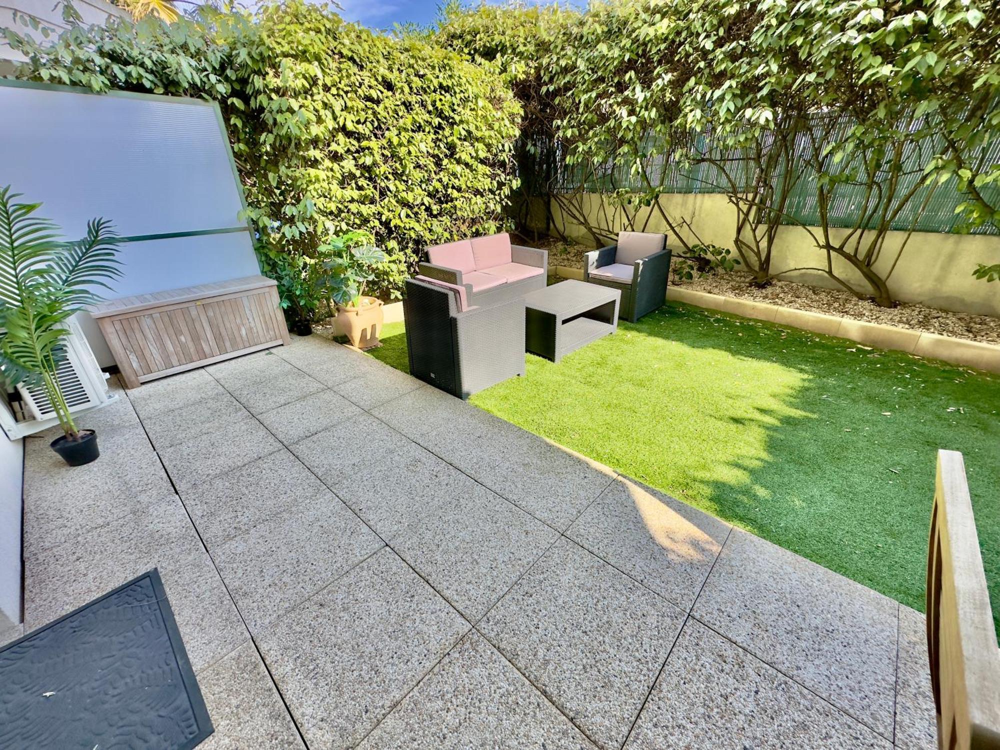 Regent Cote D'Azur Air-Conditioned, Pool, Garden & Parking ヴィルヌーヴ・ルベ エクステリア 写真